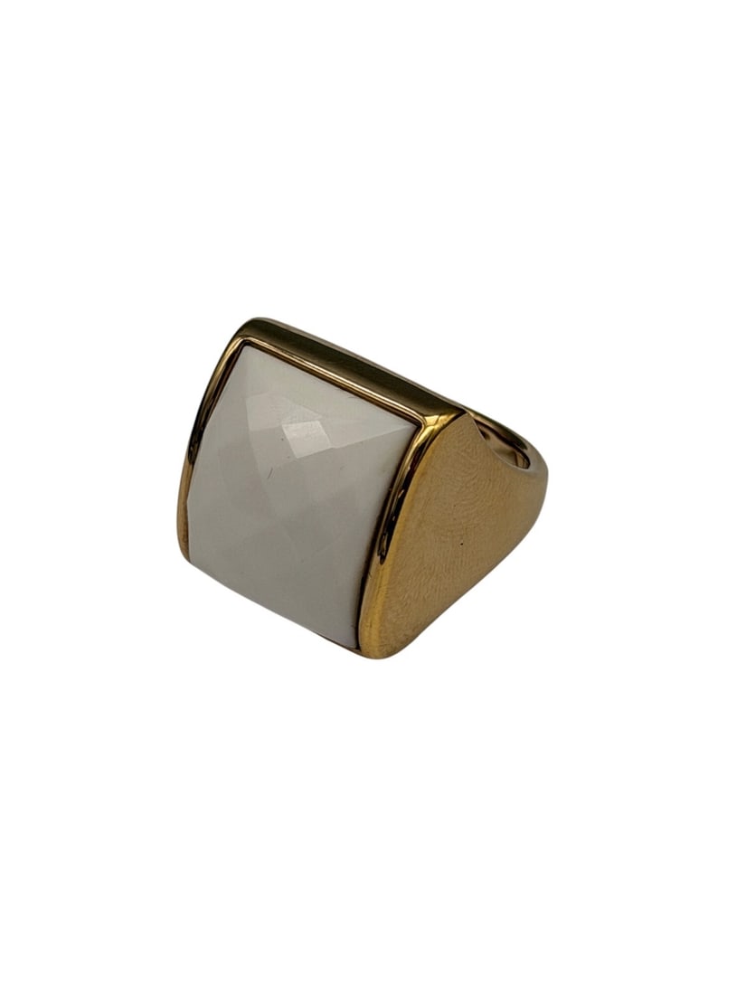 14k Gold Ring with White Crosshatch Cabochon Stone: 14k Gold Ring with White Crosshatch Cabochon Stone: Size 8.25, weight is 9.55 grams.