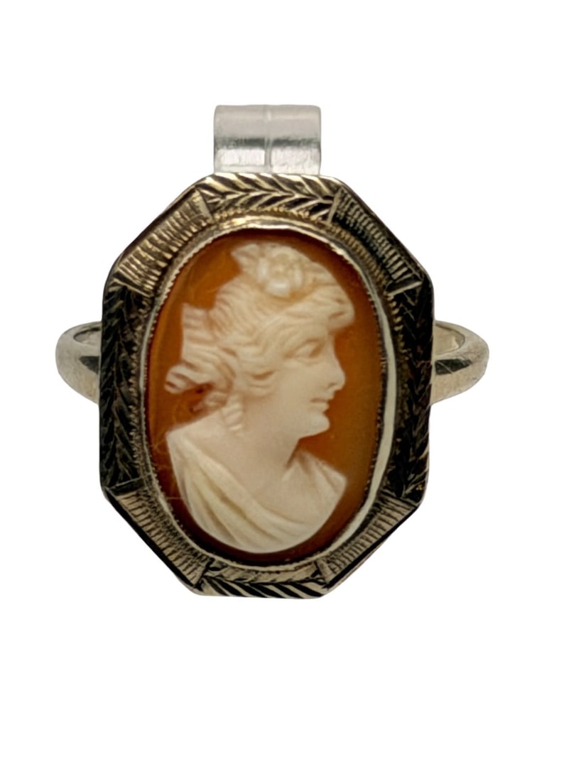 14k Gold Cameo Ring (1 of 3)