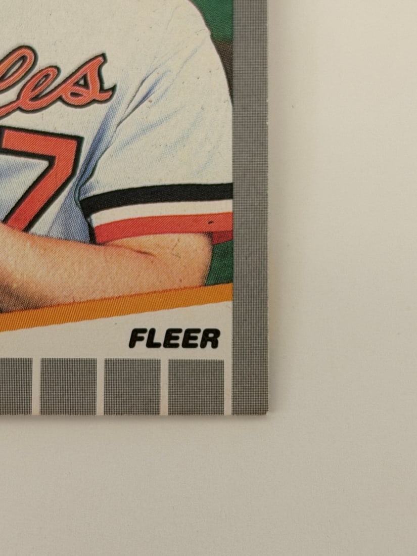 1989 Fleer Billy Ripken Error Card #616 - 3