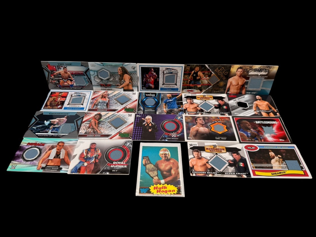 (19) Material Wrestling Cards (1) 1985 Topps WWF Hulk Hogan (1 of 6)
