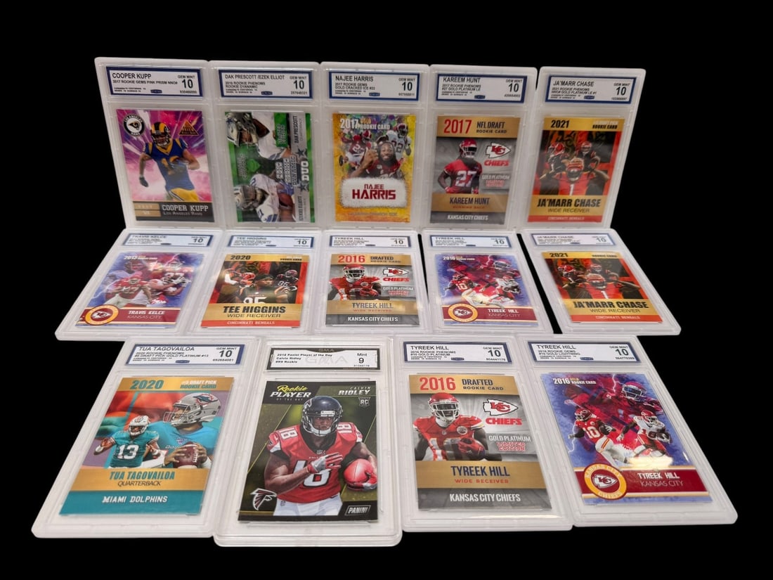 (14) Graded Football Cards; Tyreek Hill, Ja'Marr Chase, Tee Higgins, Travis Kelce, Cooper Kupp, (1 of 6)