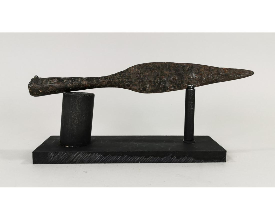 MEDIEVAL VIKING SPEARHEAD ON STAND: Ca.700-900 AD A Beautiful Medieval Viking socketed leaf-shaped iron blade with a raised central ridge and long, deep socket; Good Condition; on a custom stand; 230 mm; 9.0551 in; 120g; Provenance: Fro