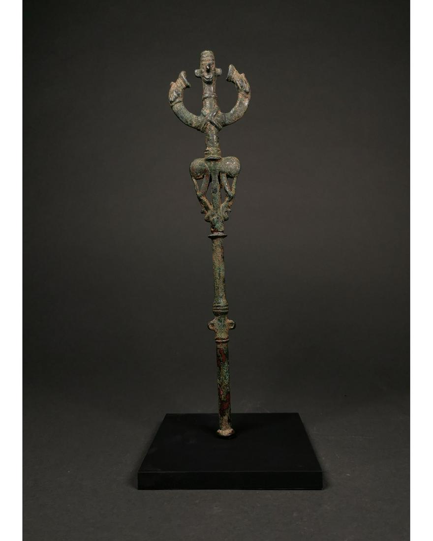 WESTERN ASIATIC MASTER OF ANIMALS SCEPTRE: Ca.1000 BC. Important Western Asiatic, Luristan Master of Animals Sceptre; used during religious rituals; including a custom made stand; Good Condition;Size:320mm;410g; Provenance: London Art Gallery,