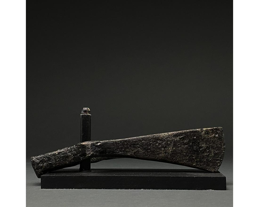 VIKING IRON BATTLE AXE HEAD: c. 900-1100 AD. Viking age. An iron axe head with a short, narrow blade, elongated head, circular socket and short butt. The era known as the Viking age lasted for more than 300 years, from the late 8