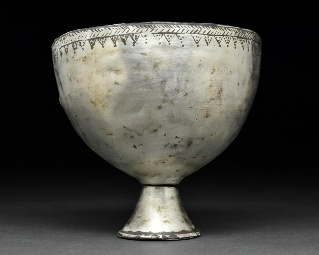 GREEK HELLENISTIC SILVER CUP (1 of 4)