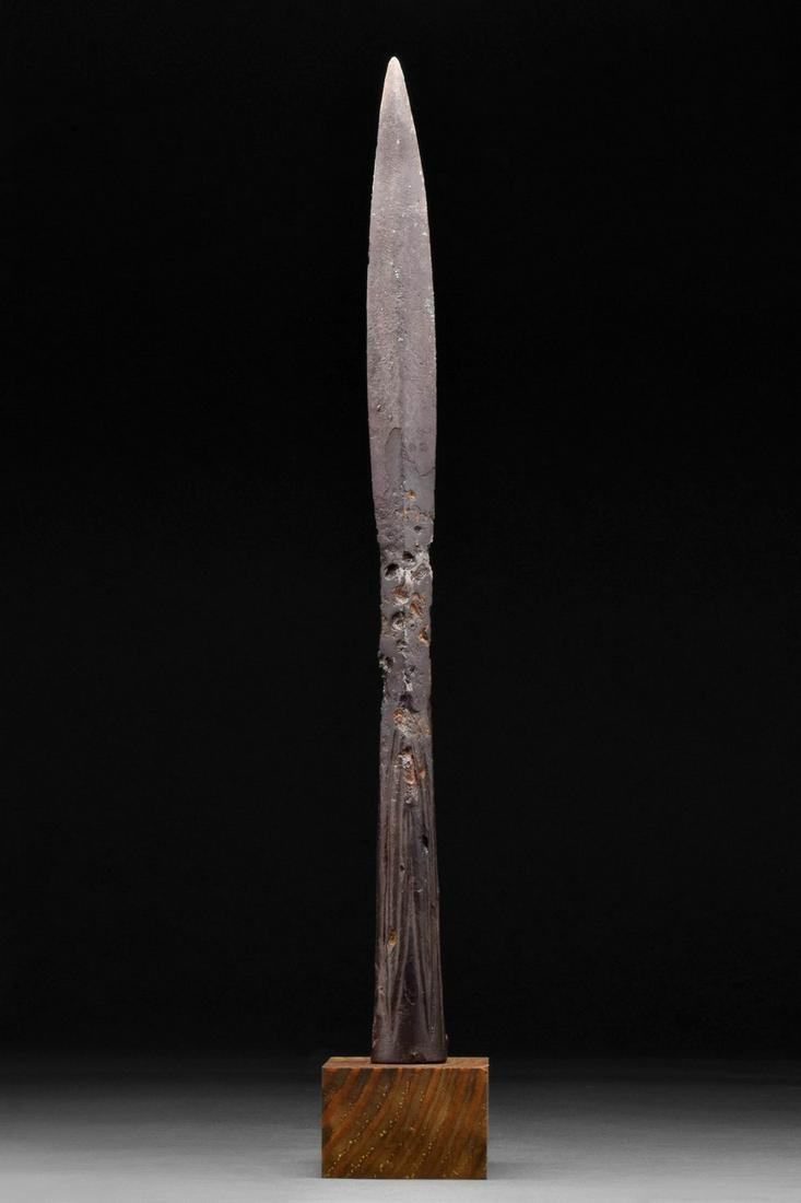 ROMAN IRON SOCKETED "LANCEHEAD" SPEAR HEAD (1 of 4)