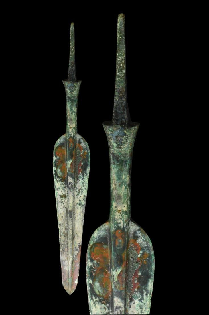 ANCIENT BRONZE SWORD (1 of 4)