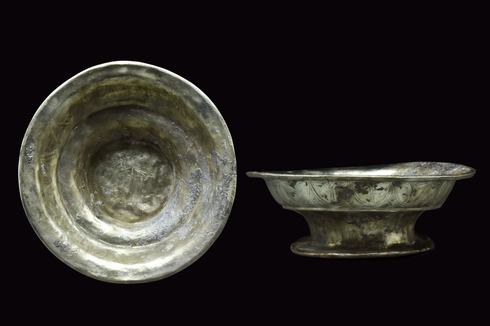 SUPERB GREEK SILVER VESSEL WITH DECORATION (1 of 7)