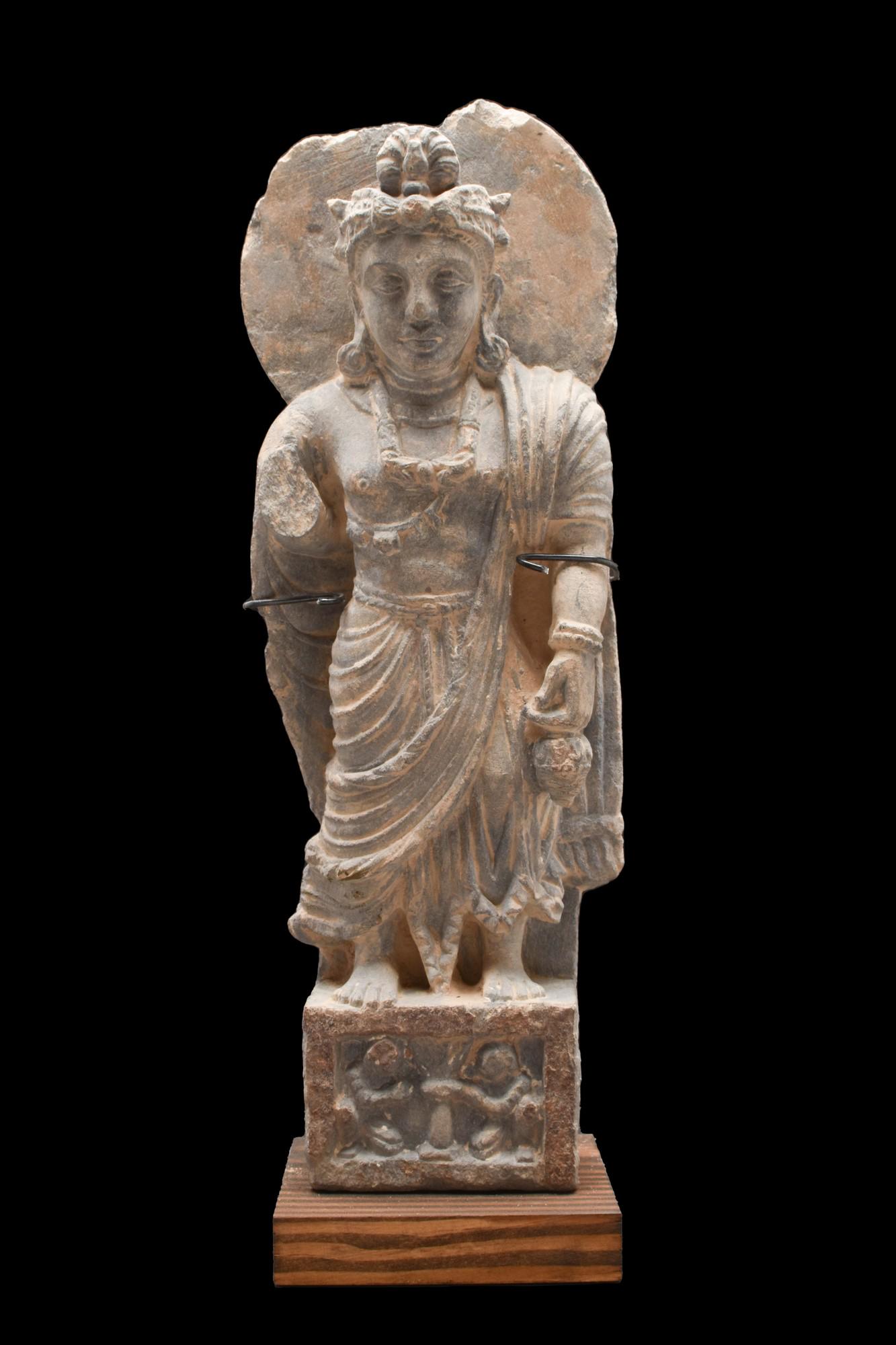 GANDHARAN GREY SCHIST FIGURE OF A BODHISATTVA (1 of 5)