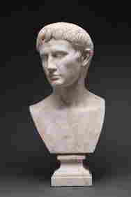 SUPERB NEOCLASSICAL MARBLE BUST OF CAESAR AUGUSTUS (1 of 5)