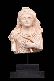 ROMAN MARBLE BUST OF A YOUNG PRIEST (1 of 5)