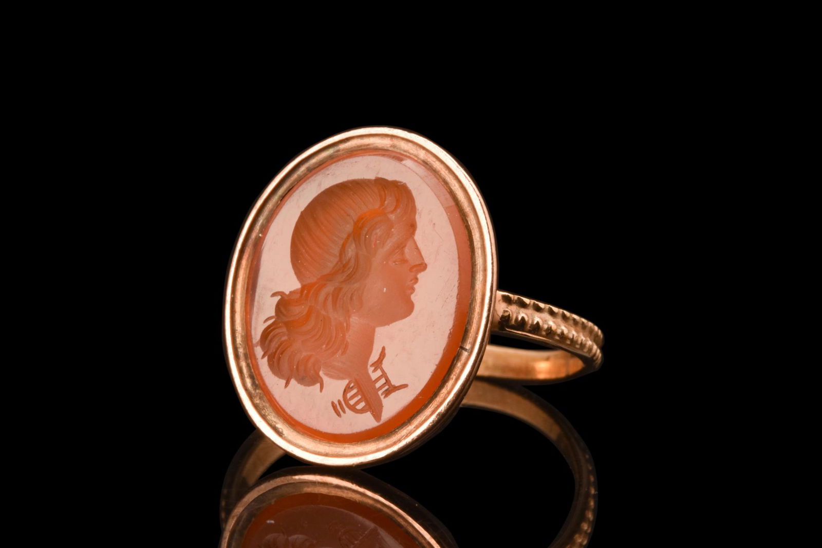 NEOCLASSICAL GOLD RING WITH CARNELIAN INTAGLIO OF APOLLO (1 of 5)