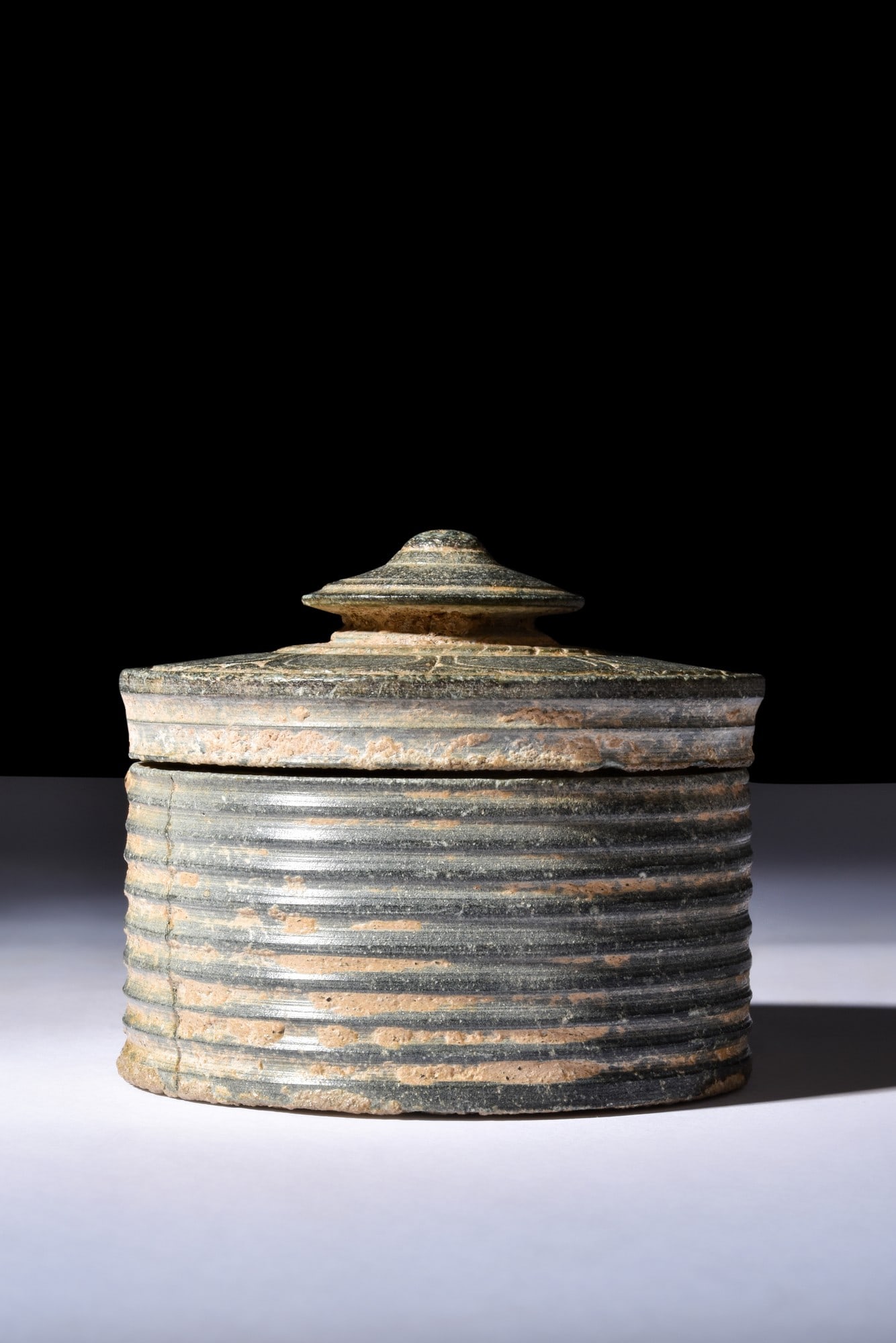 GANDHRAN SCHIST RELIQUARY BOX (1 of 2)