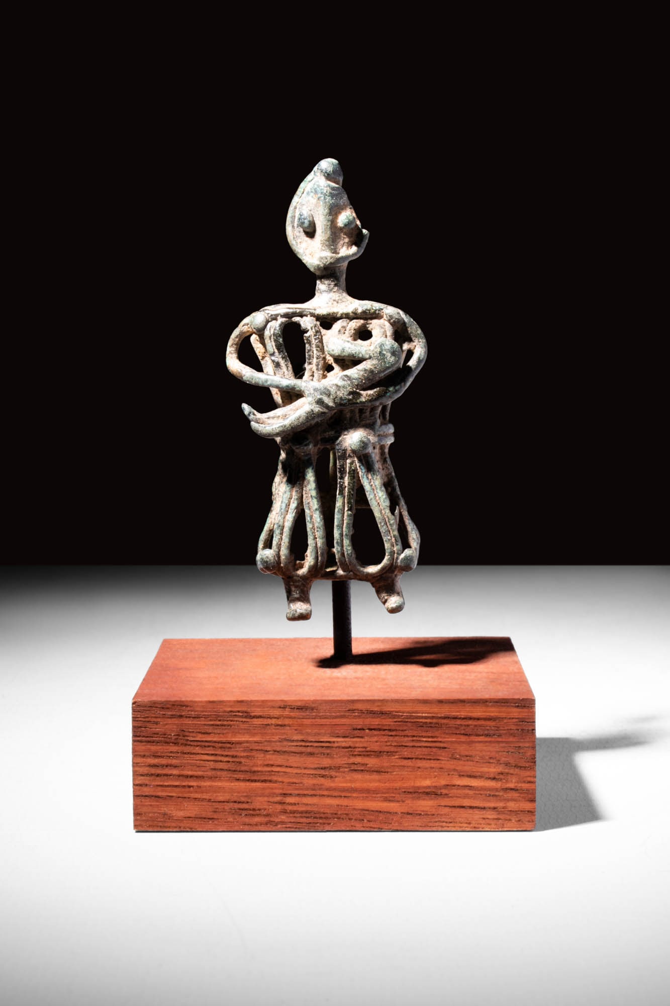 WESTERN ASIATIC BRONZE FIGURE OF A MOTHER WITH CHILD (1 of 3)