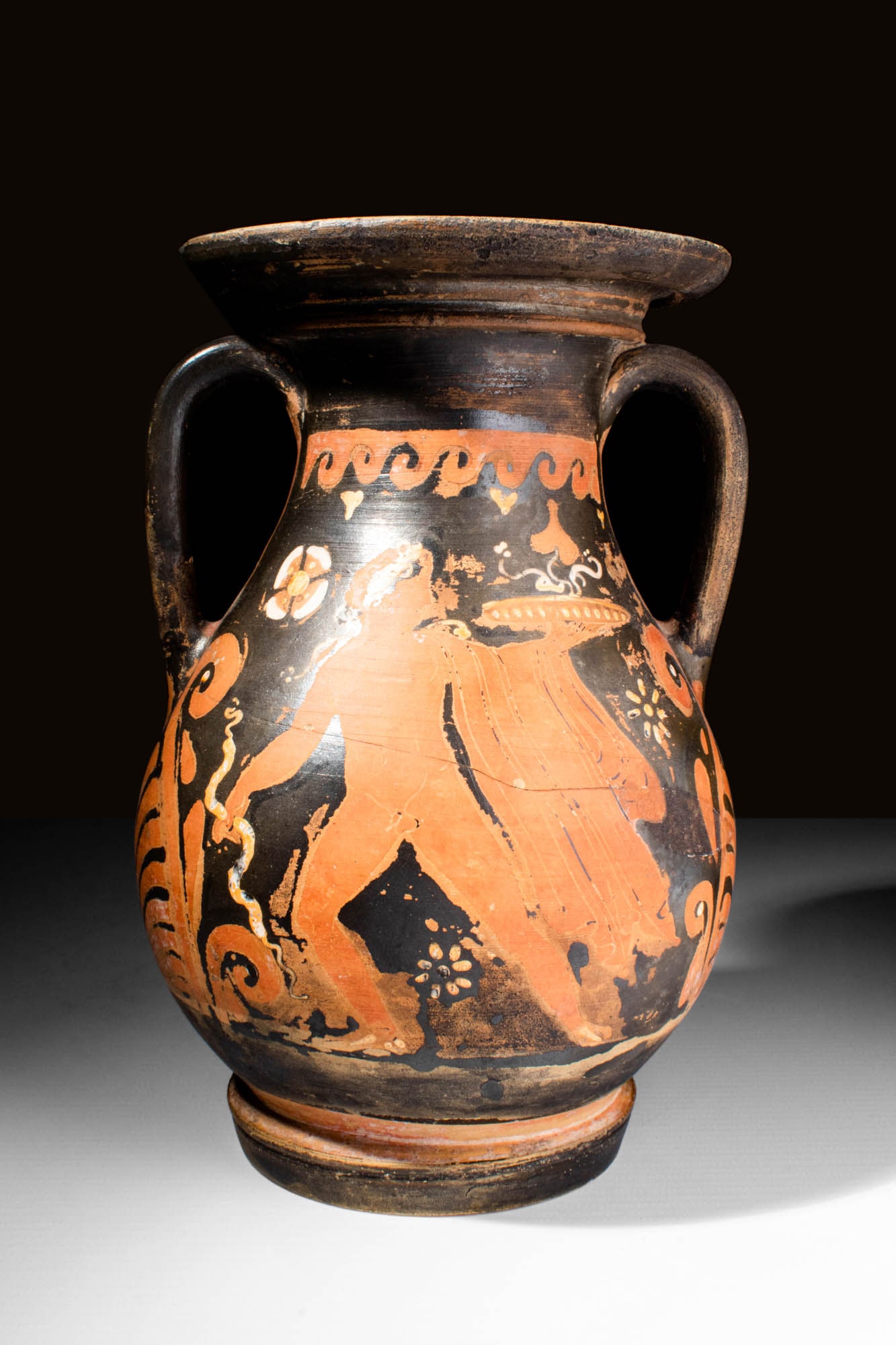 GREEK APULIAN RED FIGURE OLPE DEPICTING A YOUTH (1 of 6)