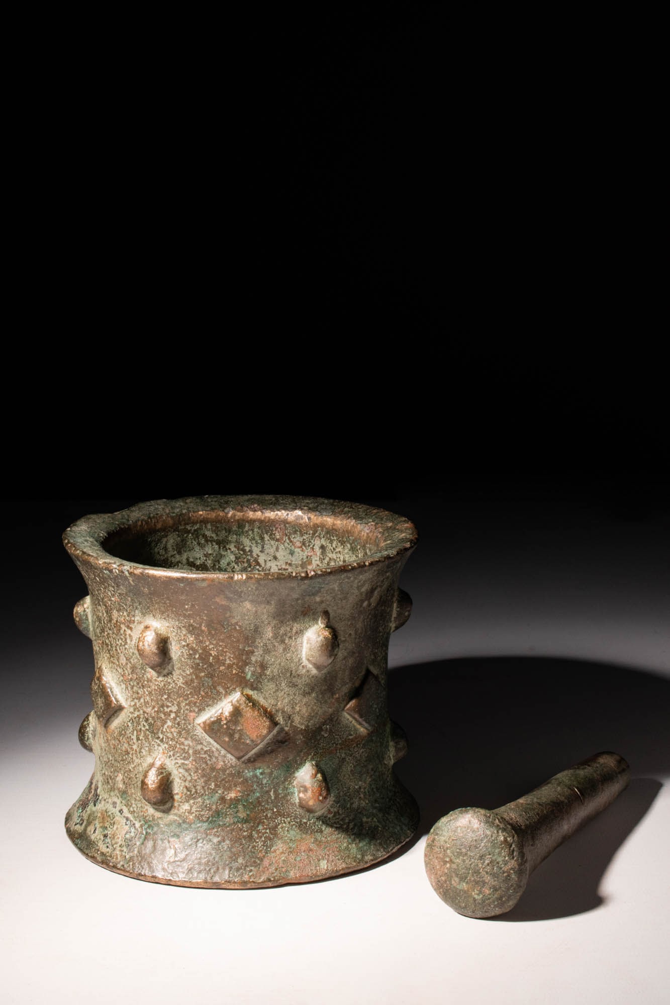 SELJUK BRONZE MORTAR AND PESTLE WITH DROP MOTIFS (1 of 5)