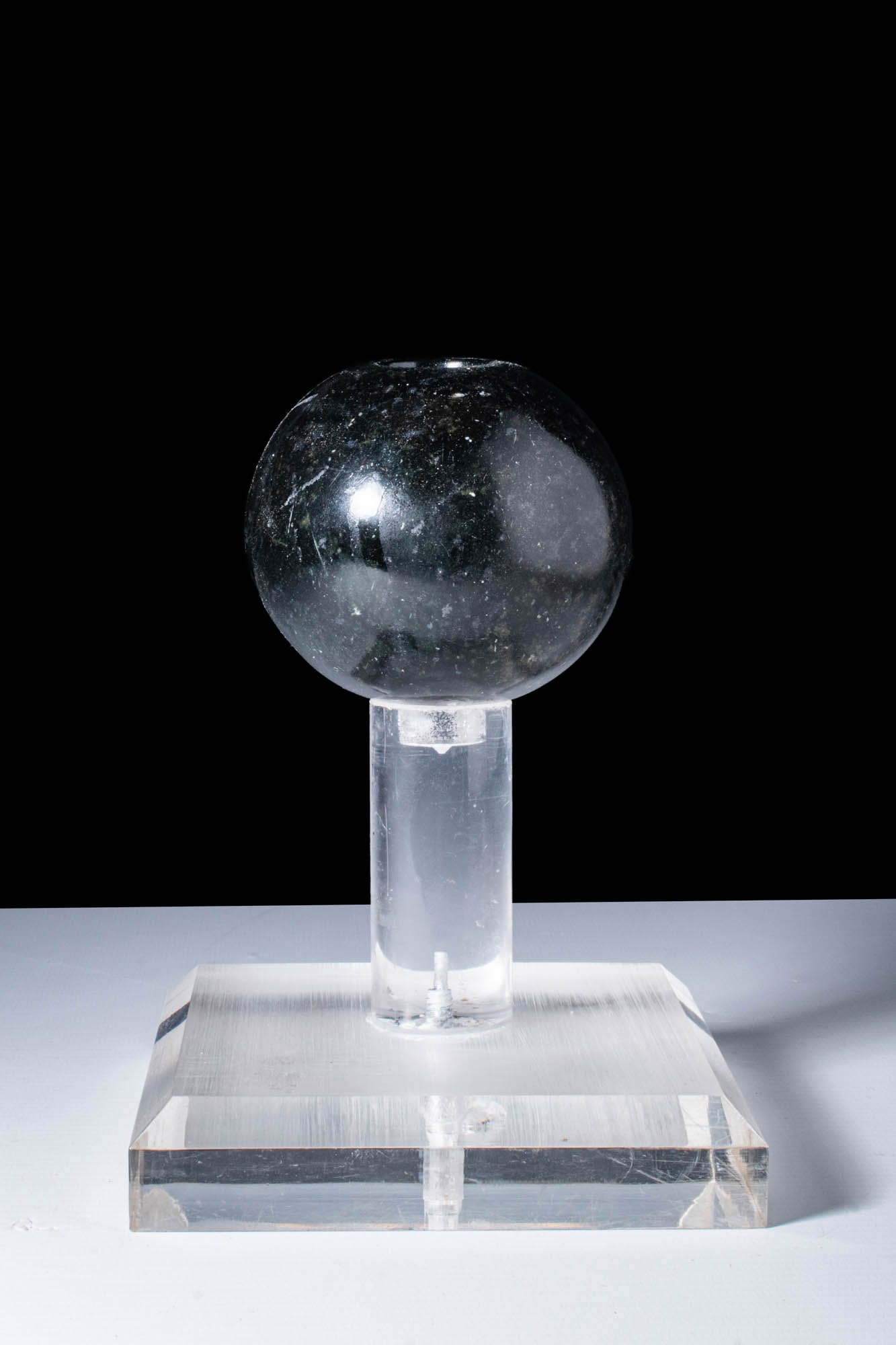 EGYPTIAN PREDYNASTIC HEMATITE MACE HEAD (1 of 4)