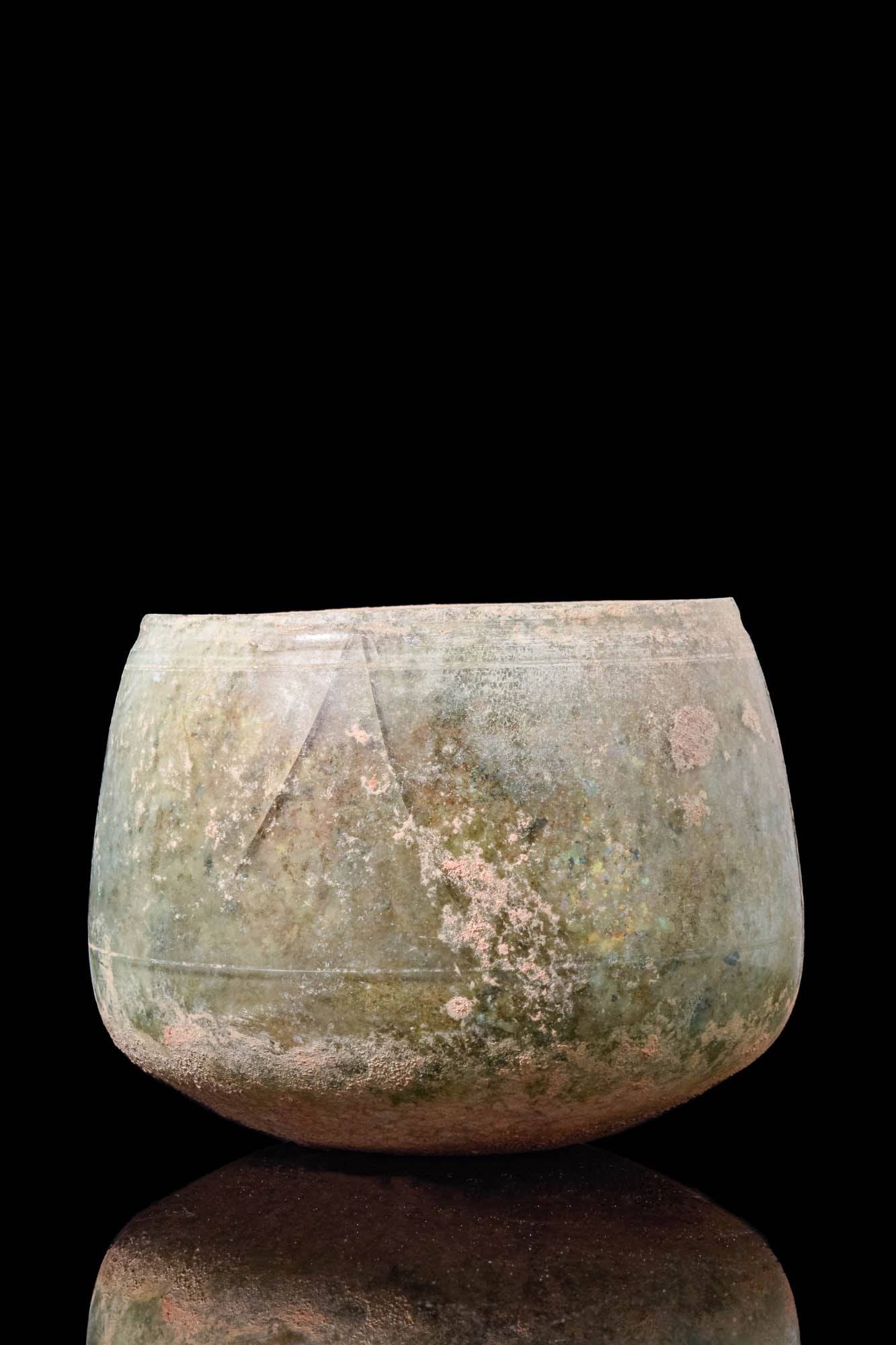 ROMAN GREEN GLASS BEAKER (1 of 3)