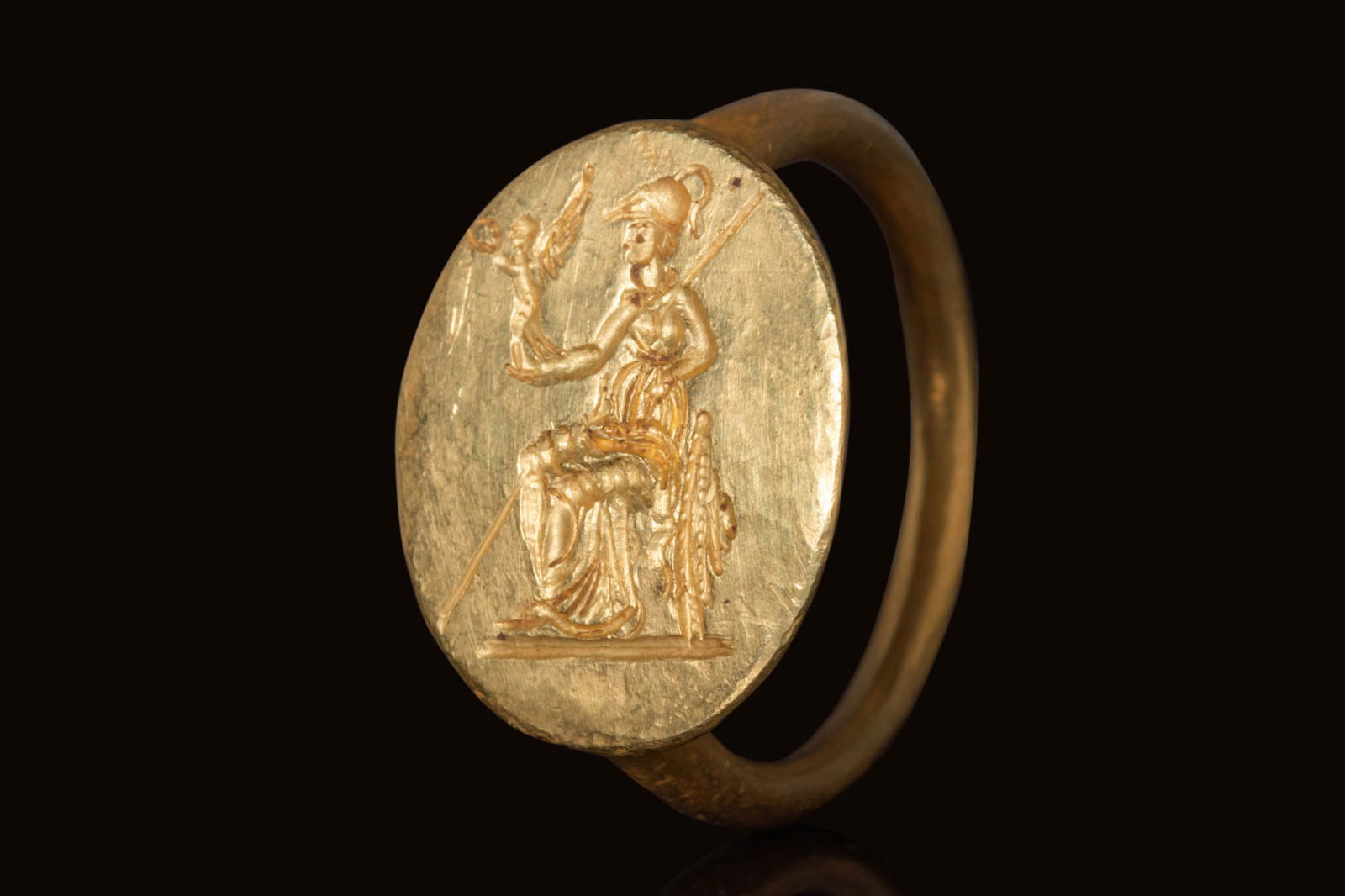 GREEK GOLD RING WITH ATHENA NIKEPHOROS (1 of 5)