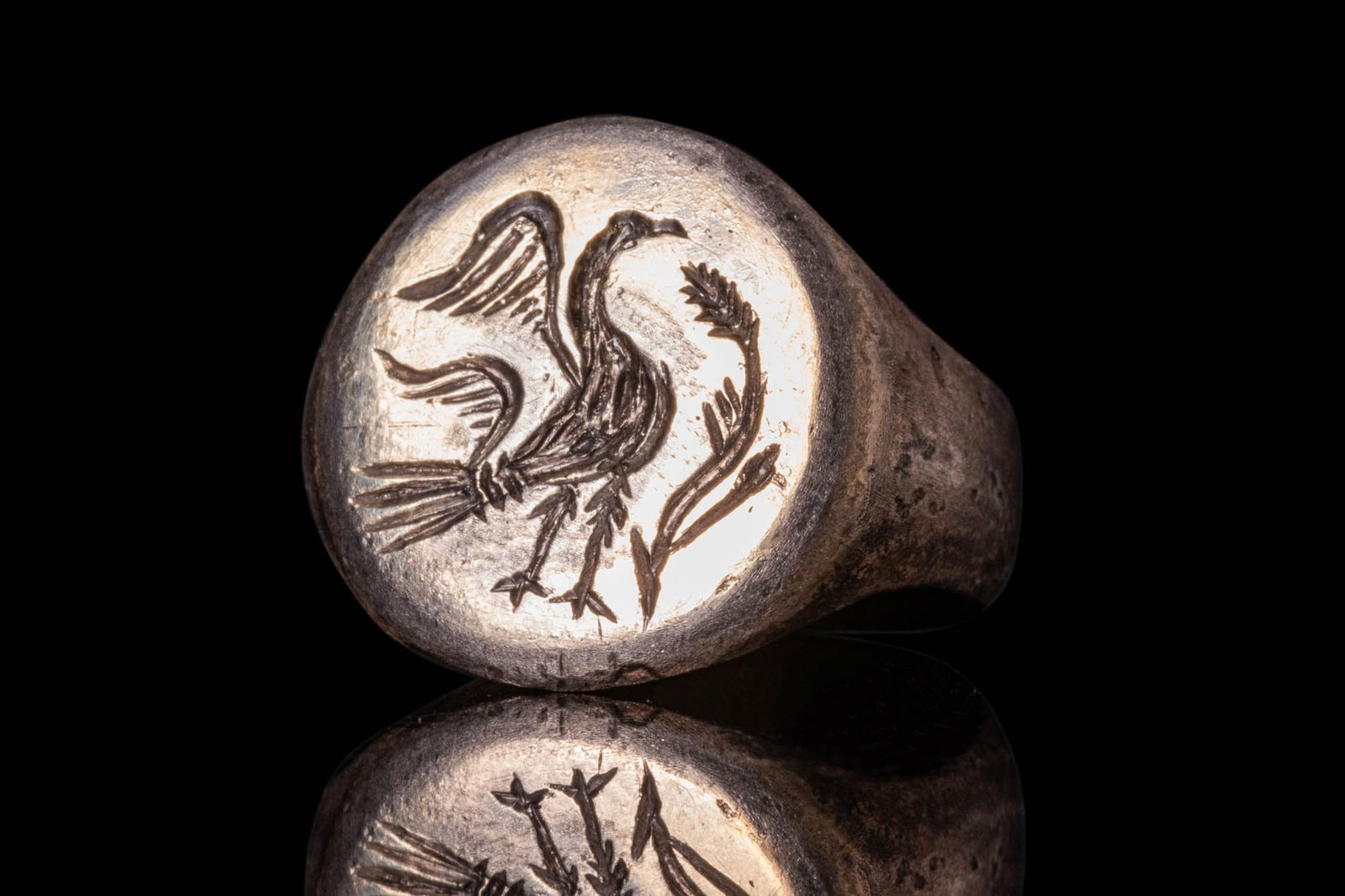 MEDIEVAL SILVER GILT RING WITH PHOENIX AND PLANT (1 of 4)