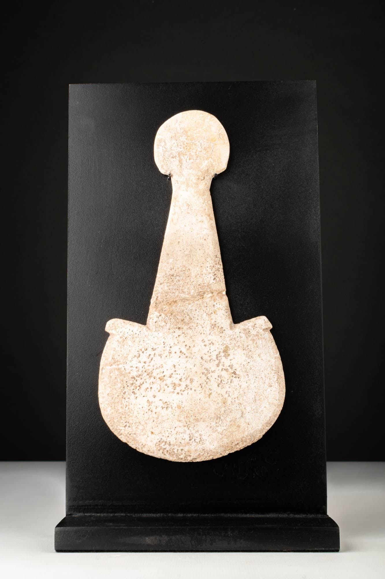 ANATOLIAN MARBLE IDOL KUSURA-BEYCESULTAN TYPE (1 of 3)