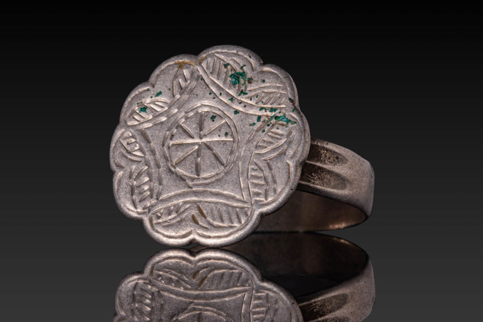 MEDIEVAL SILVER RING WITH FIVE-POINTED STAR (1 of 3)