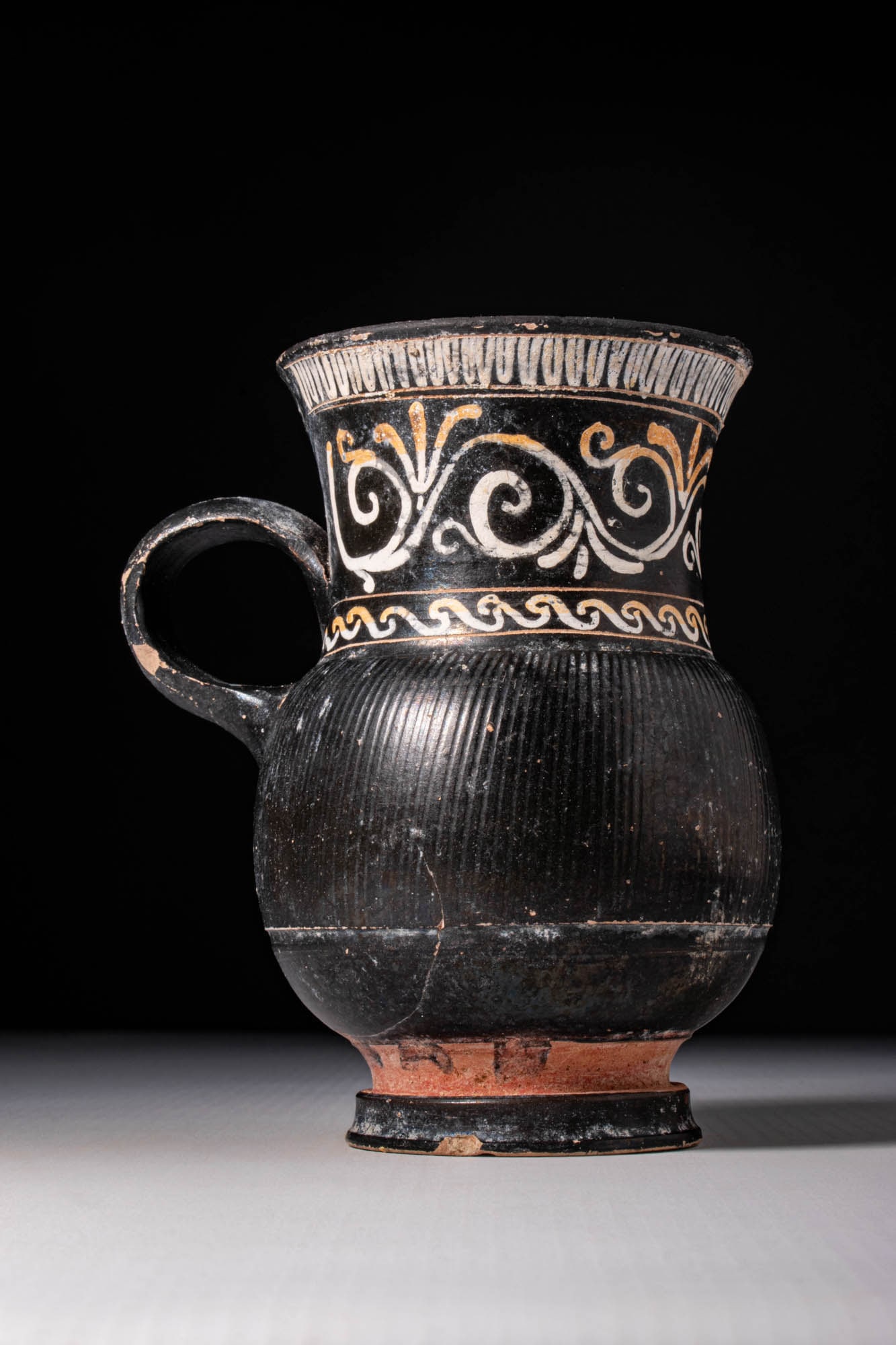 GNATHIAN BLACK GLAZE MUG (1 of 5)