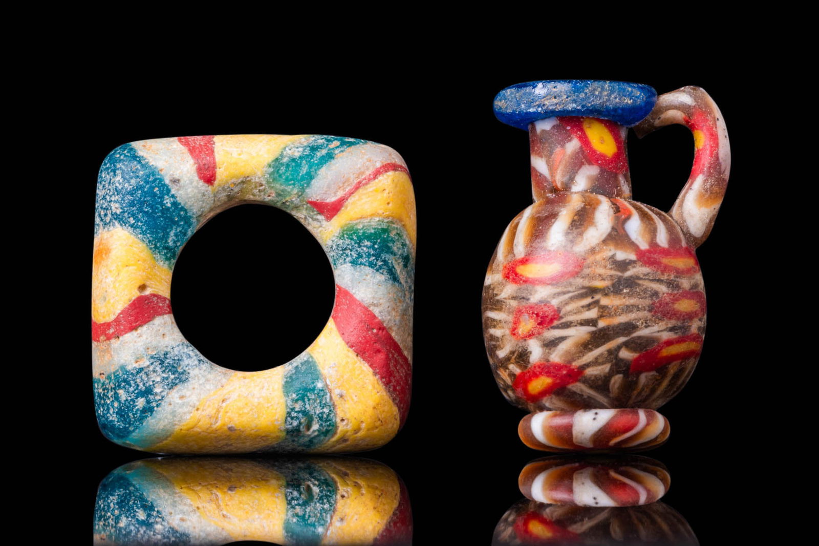 PAIR OF ROMAN MOSAIC GLASS PENDANTS (1 of 4)