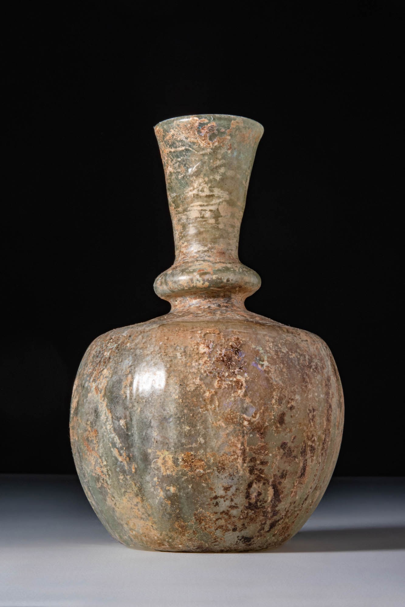 ROMAN GLASS APLLE SHAPE UNGUENTARIUM (1 of 4)