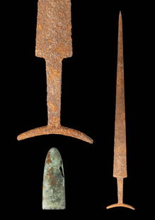 SCYTHIAN IRON SWORD WITH BILOBATE POMMEL: Ca. 550 - 500 BC. An iron sword with a long, tapering blade that culminates in a pointed tip, a rectangular grip, and a lobed lower guard, complemented by a crescent-shaped pommel. Size: 110-870mm x 4
