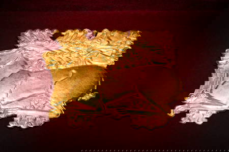 EXTRAORDINARY SCYTHIAN HIGH KARAT GOLD STAG PLAQUE