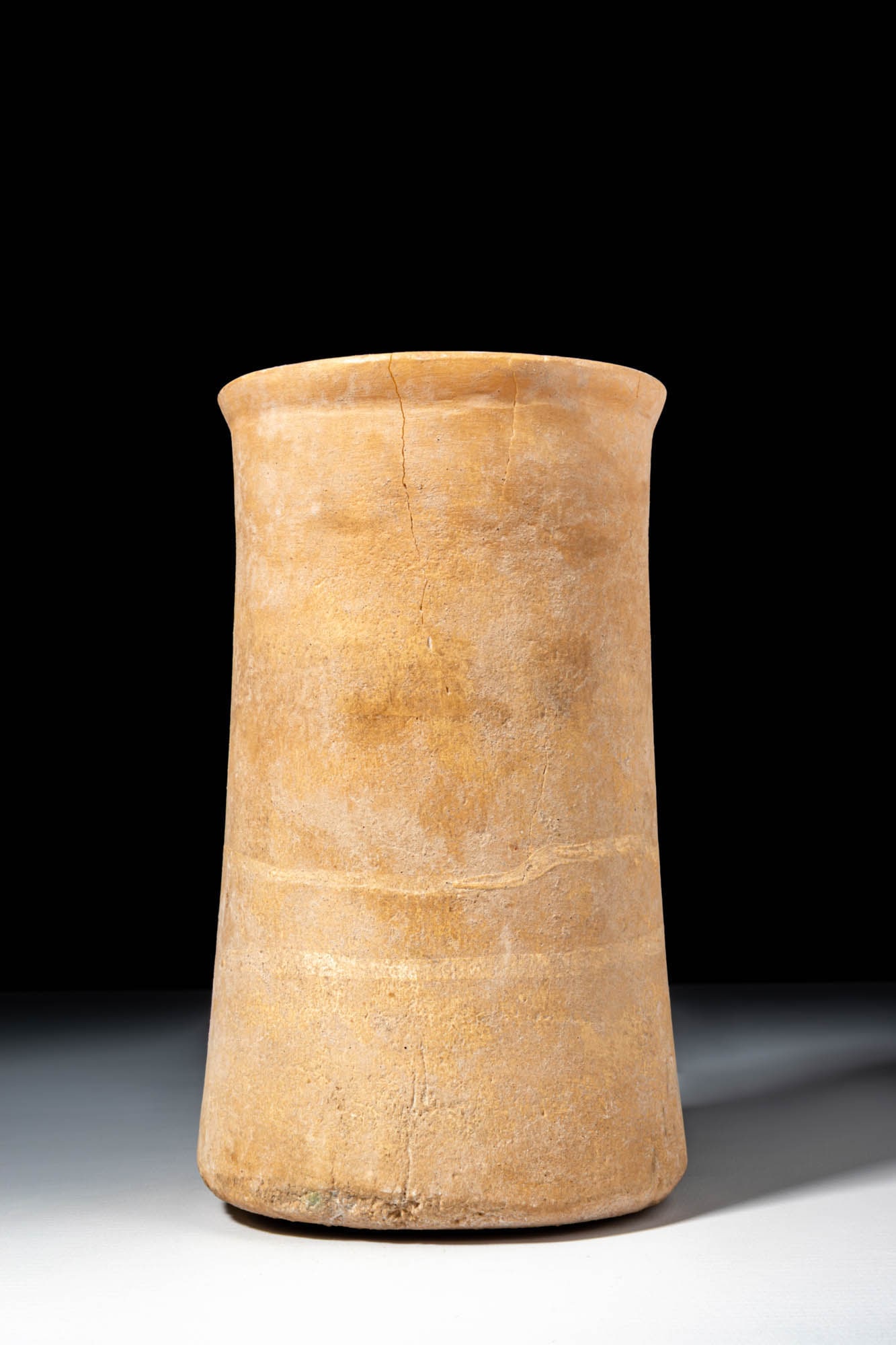 BACTRIAN ALABASTER VESSEL (1 of 6)