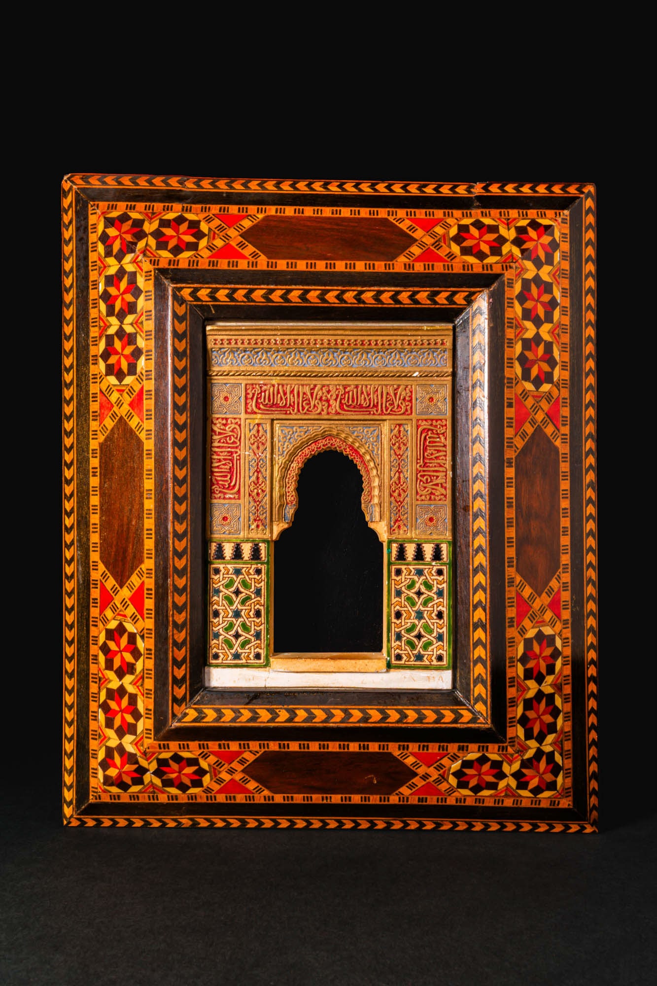 ISLAMIC INLAID WOODEN MODEL OF THE ALHAMBRA PALACE (1 of 2)