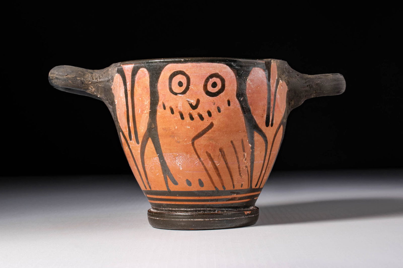 ATTIC SKYPHOS WITH OWL (1 of 4)