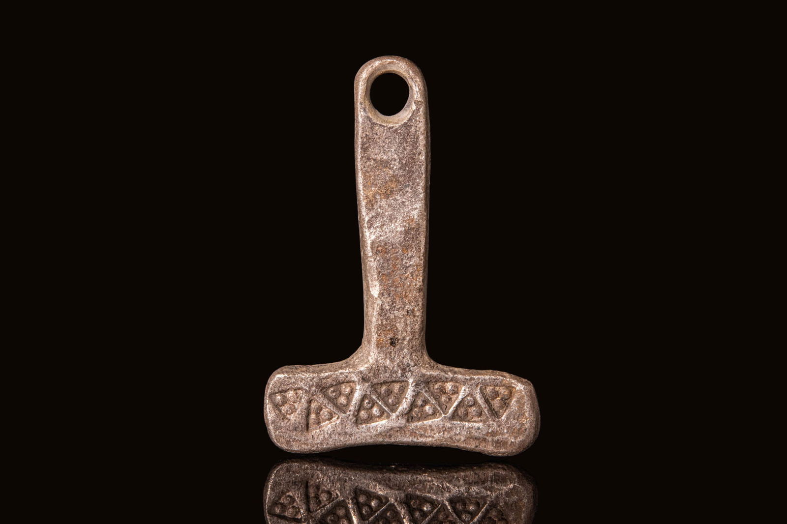 VIKING SILVER THOR'S HAMMER PENDANT (1 of 3)