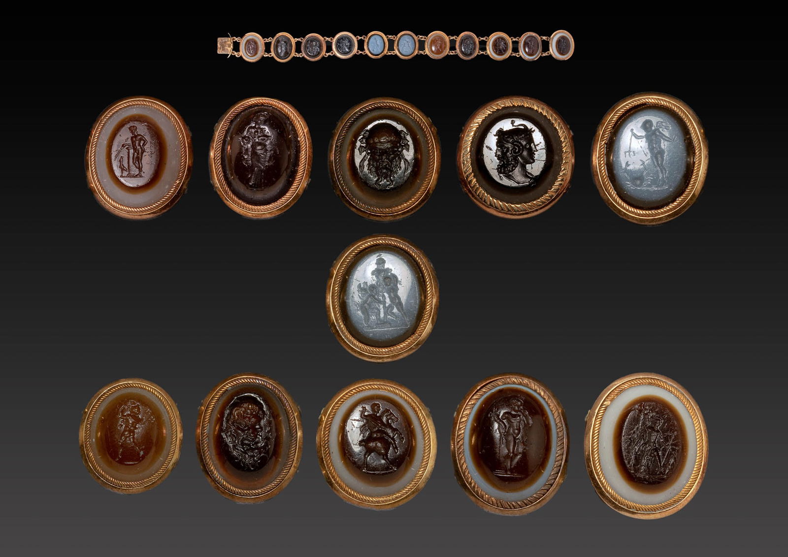 EXCEPTIONAL HIGH-KARAT GOLD BRACELET WITH ROMAN INTAGLIOS, CASTELLANI-INSPIRED (1 of 7)