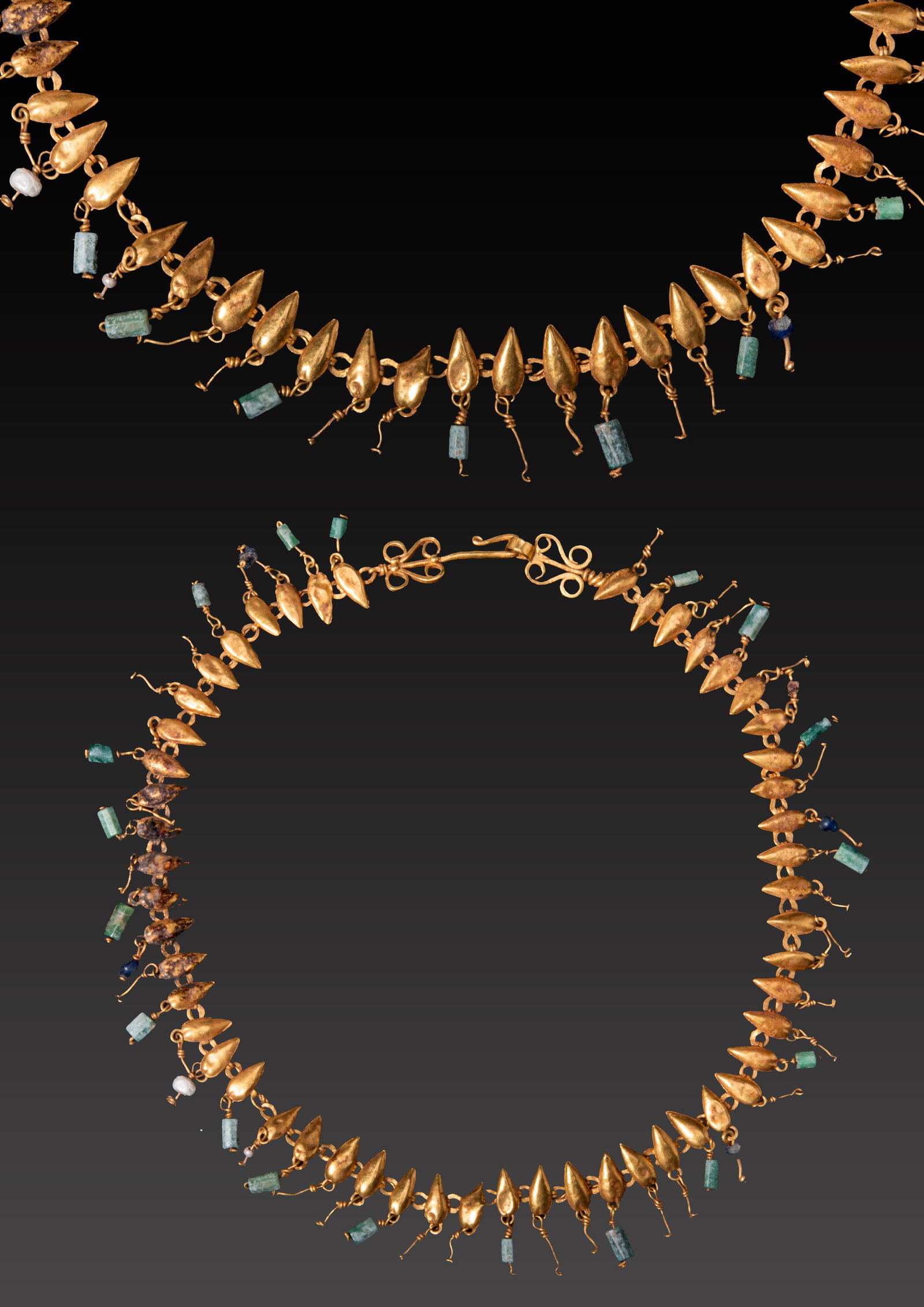 IMPORTANT ROMAN GOLD NECKLACE (1 of 12)