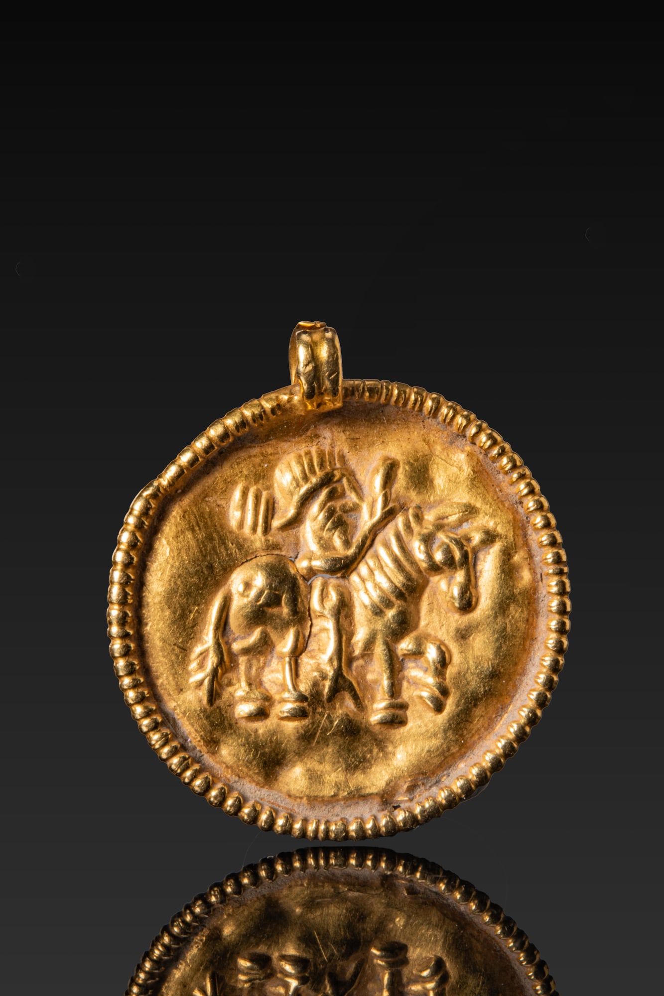 HELLENISTIC HIGH KARAT OLD SHEET PENDANT WITH HORSEMAN (1 of 10)