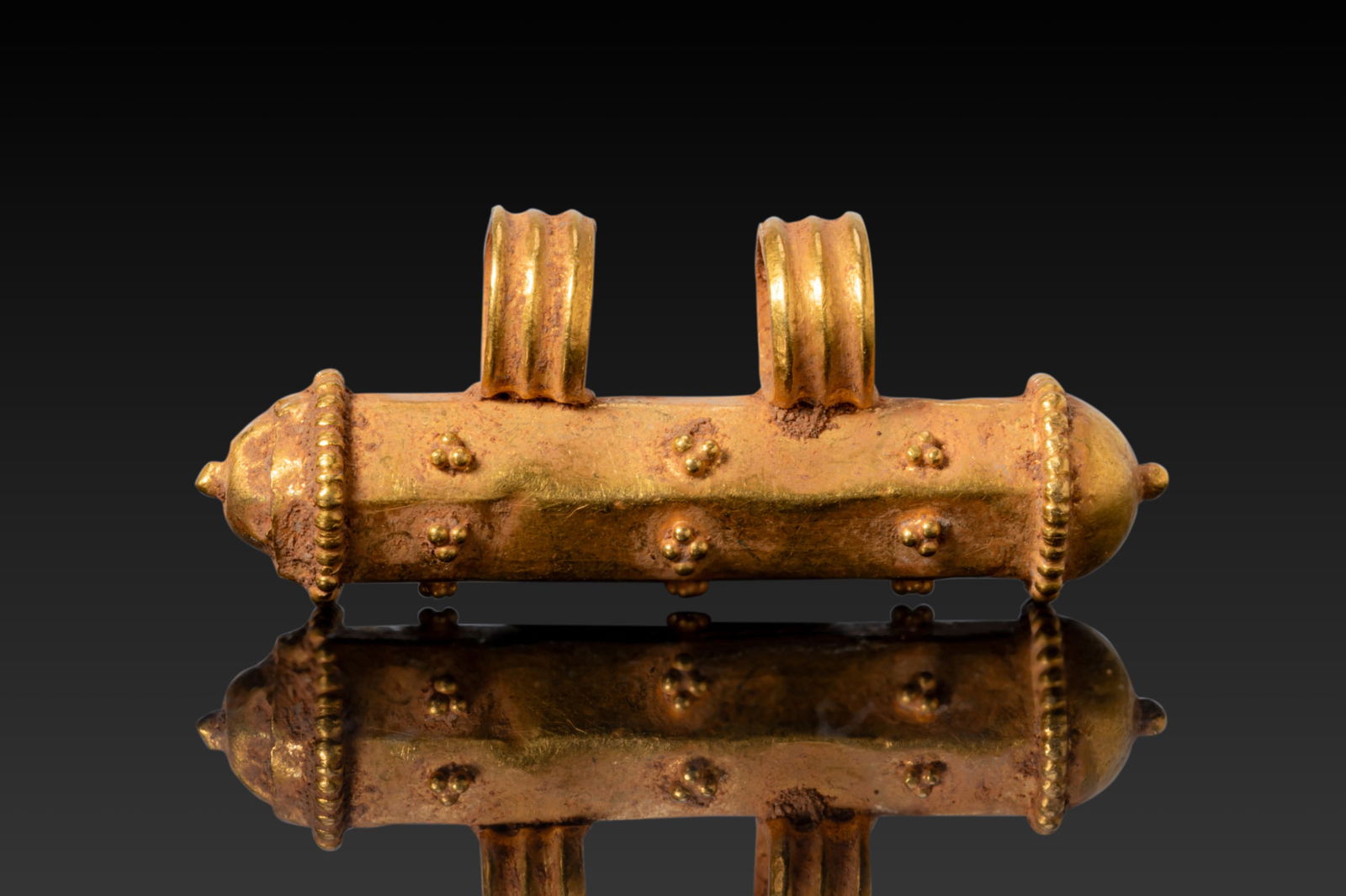 ROMAN GOLD HIGH KARAT SCROLL PENDANT WITH CLUSTERS OF PELLETS (1 of 4)