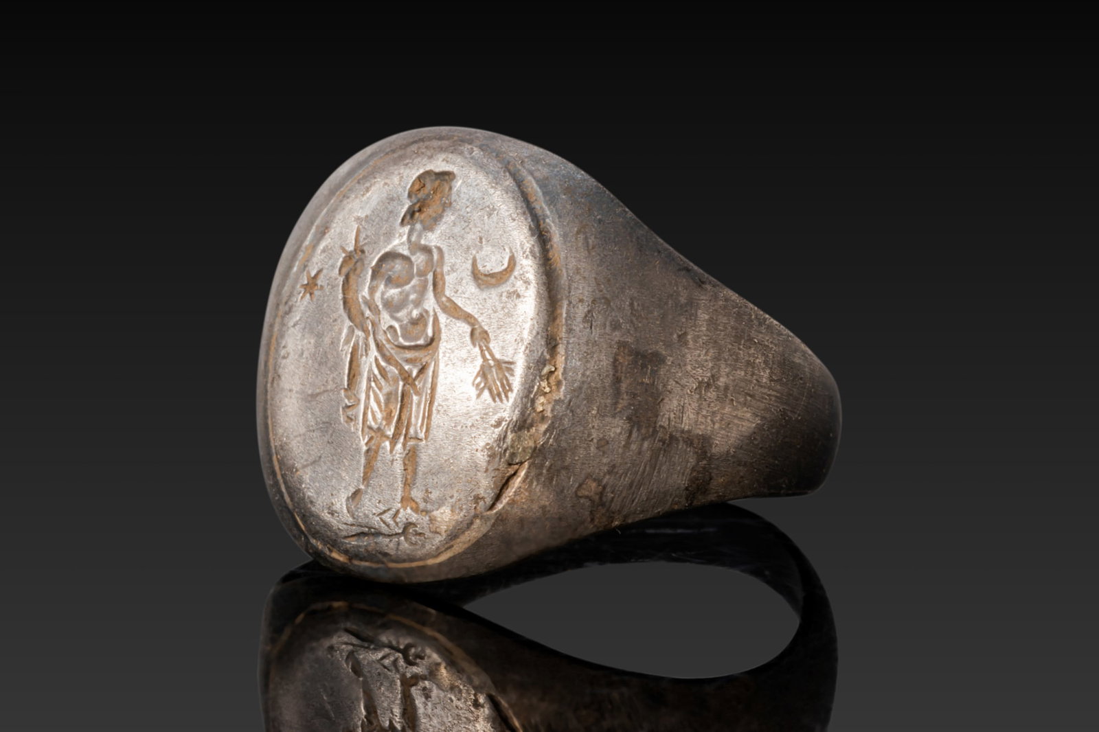 ROMAN SOLID SILVER RING WITH GOD TIBER (1 of 3)