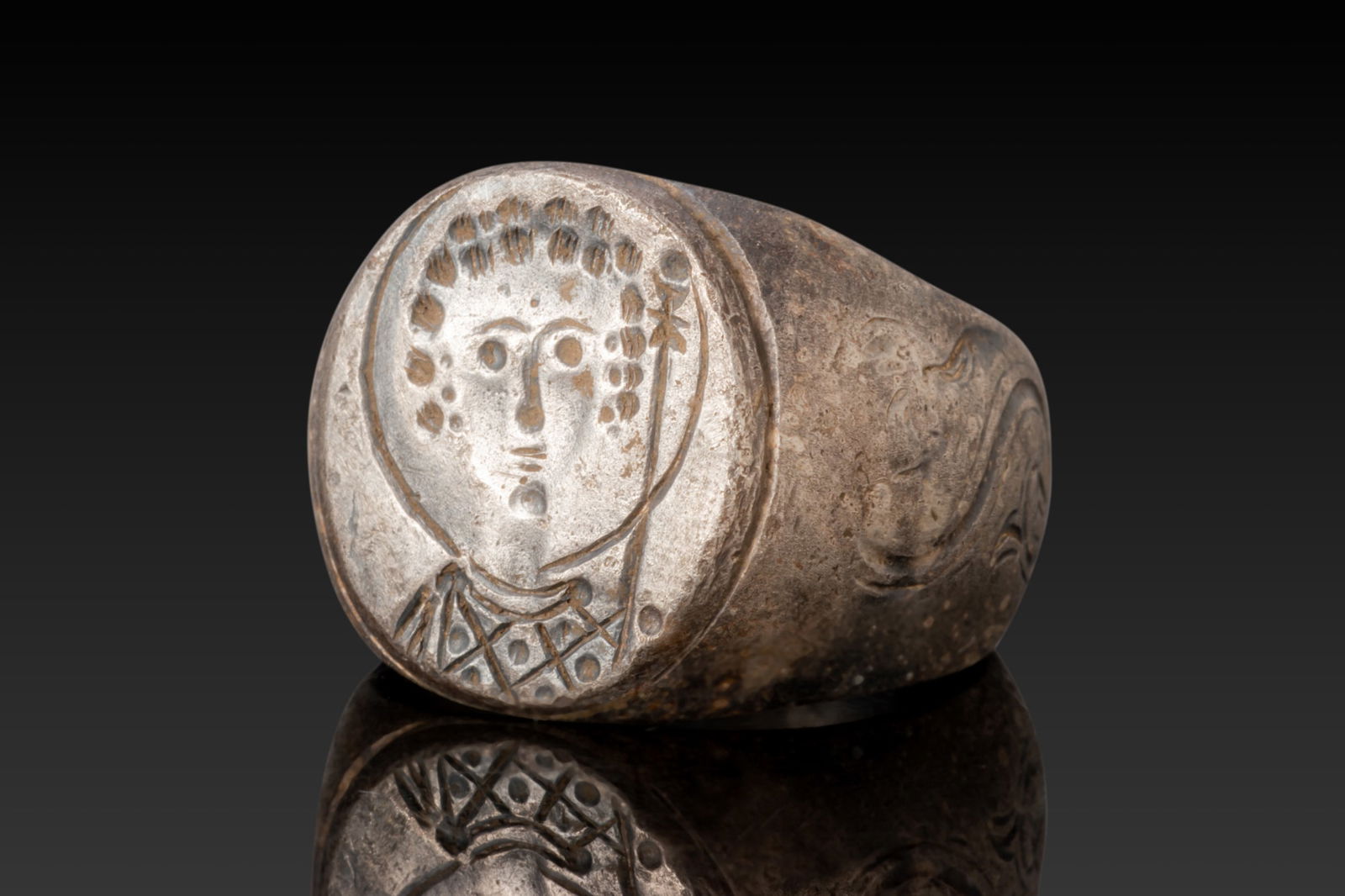 LARGE BYZANTINE SOLID SILVER RING WITH SAINT - 2