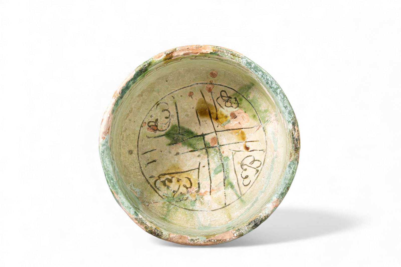 BYZANTINE SGRAFFITO WARE FOOTED CUP WITH CROSS AND LEAVES MOTIF - EX ASHMOLEAN MUSEUM (1 of 8)