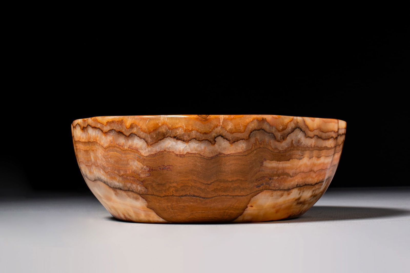 BYZANTINE AGATE FLOWER-SHAPED BOWL (1 of 3)