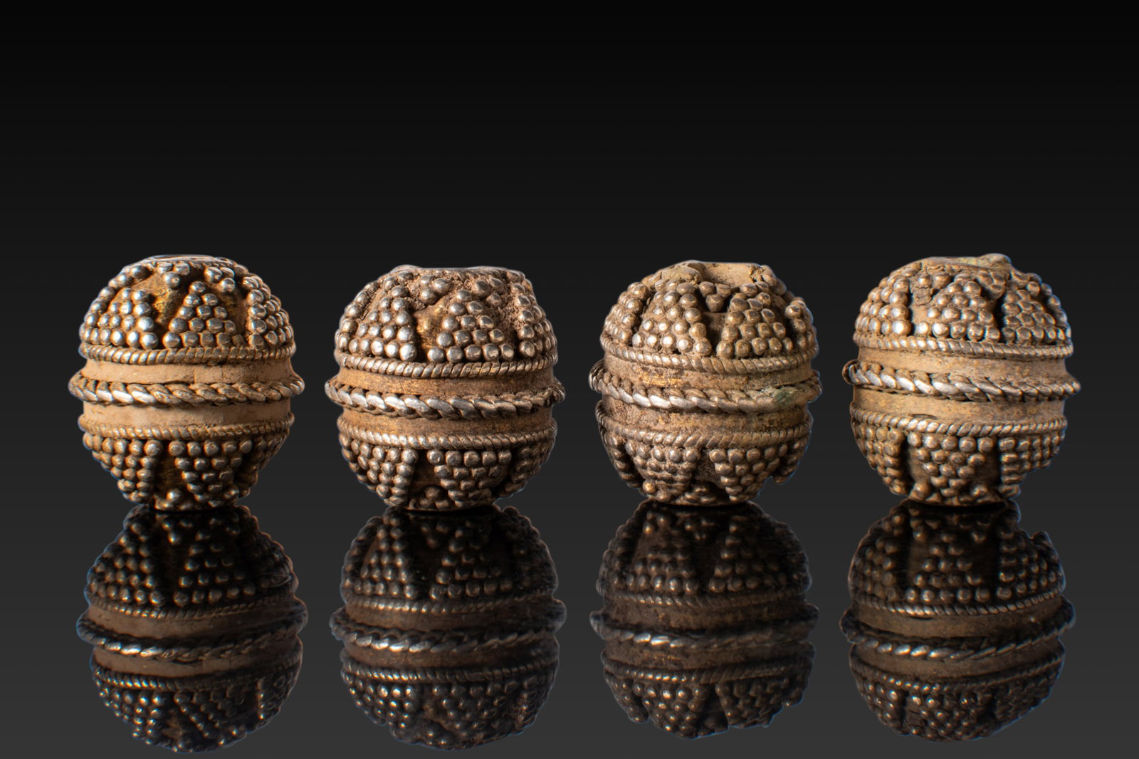 LARGE GROUP OF VIKING PERIOD GOLD, PARCEL-GILT AND HARDSTONE JEWELLERY (1 of 6)