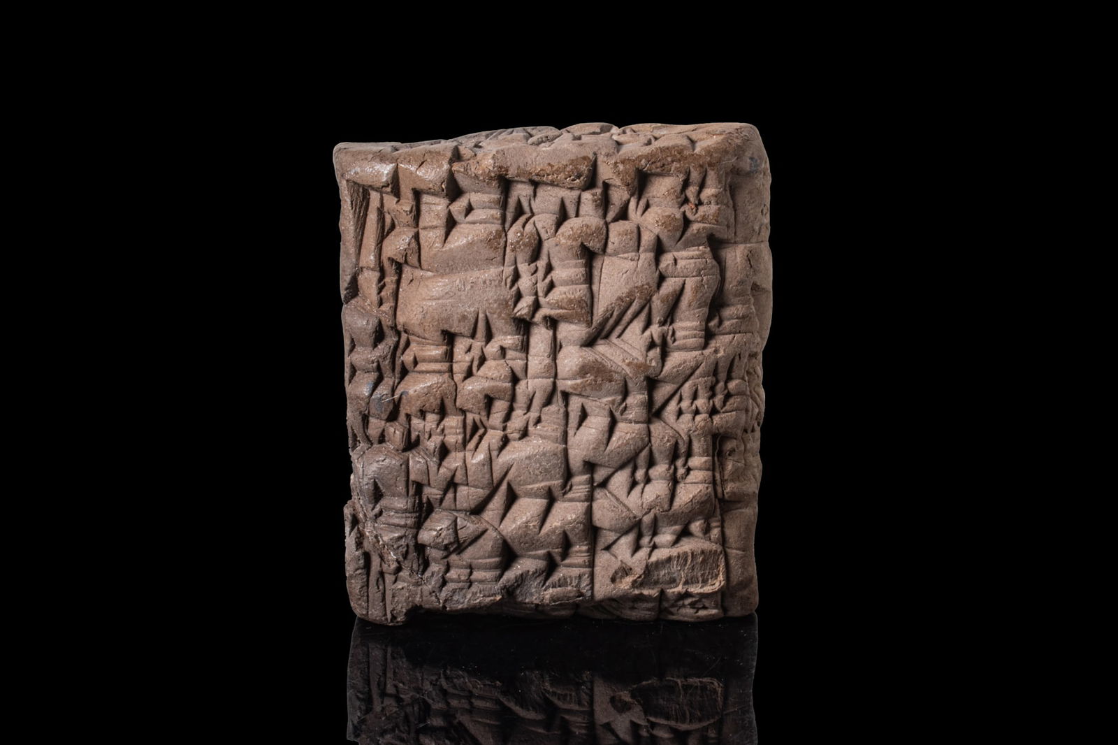 SUMERIAN CLAY TABLET WITH CUNEIFORM INSCRIPTION (1 of 6)