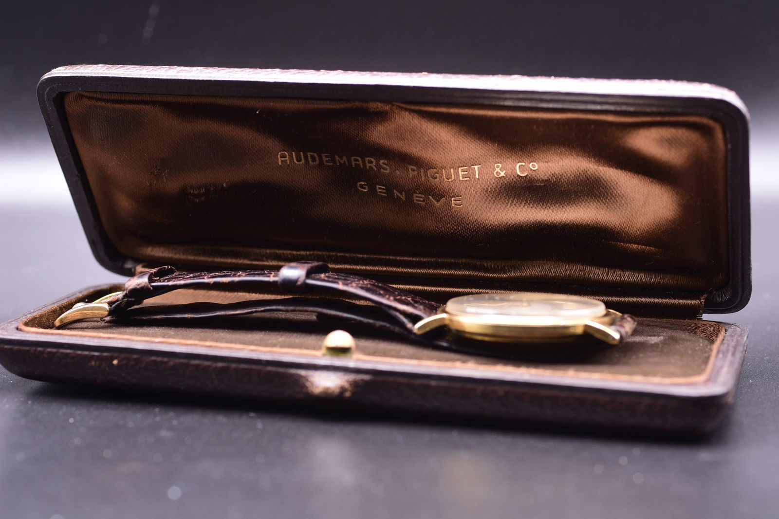 Audemars Piguet 18k Yellow Gold Automatic G?belin Co-Signed Watch c. 1965 Including Box - 7