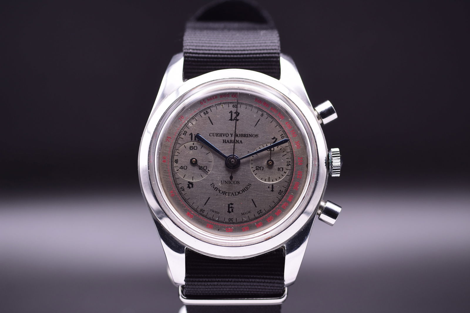 Cuervo y Sobrinos Habana Mechanical Chronograph Men's Heritage Watch: C. 2000ACuervo y Sobrinos Habana modern remake timepiece features a distinctive grey dial with a vibrant red outer pulsometer scale (calibrated for 30 pulsations), subsidiary dials for continuous