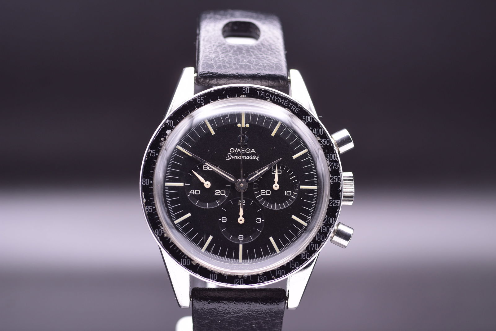 Very Rare Omega Speedmaster 2998-2 Same Model As 'Wally Schirra' First Omega Speedmaster In Space. ': C. 1960BThis Omega Speedmaster reference CK 2998-2, in stainless steel, is a historically significant and exceptionally rare collector's item. As the second generation of the Speedmaster, this model i