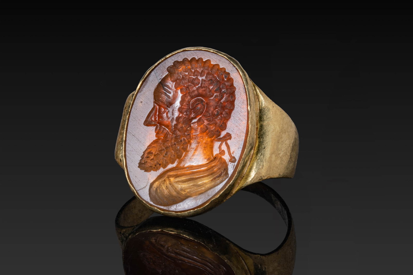 ROMAN CARNELIAN INTAGLIO OF CRATIPPUS IN HIGH KARAT GOLD RING (1 of 4)