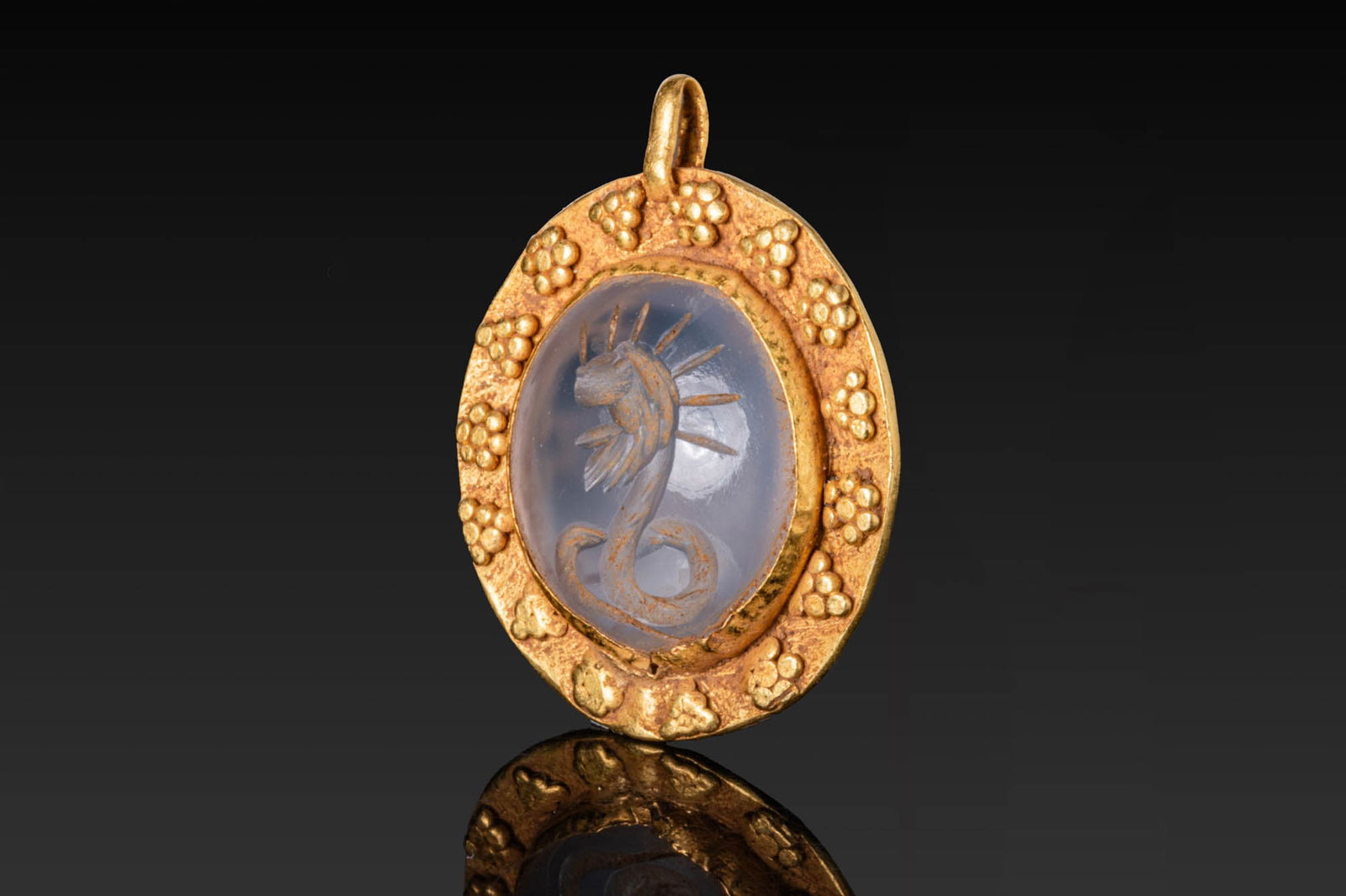 ROMAN MAGICAL HIGH KARAT GOLD PENDANT WITH CHALCEDONY INTAGLIO OF A LION-HEADED SERPENT (CHNOUBIS) A (1 of 3)
